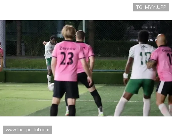 那些以帅气形象著称的足球明星们你知道几个他们的精彩瞬间吗